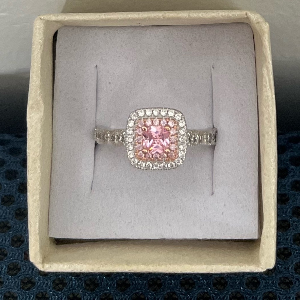 Pink sterling silver crystal ring size 7 - Picture 2 of 8